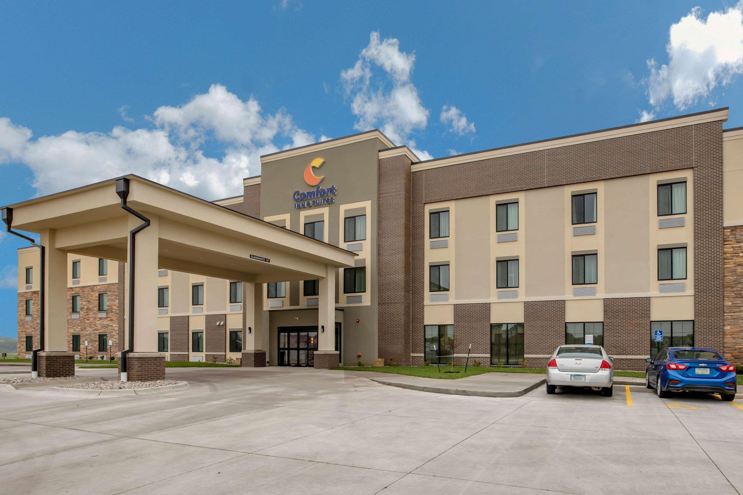 Comfort Inn & Suites Ames Near Isu Campus Екстер'єр фото